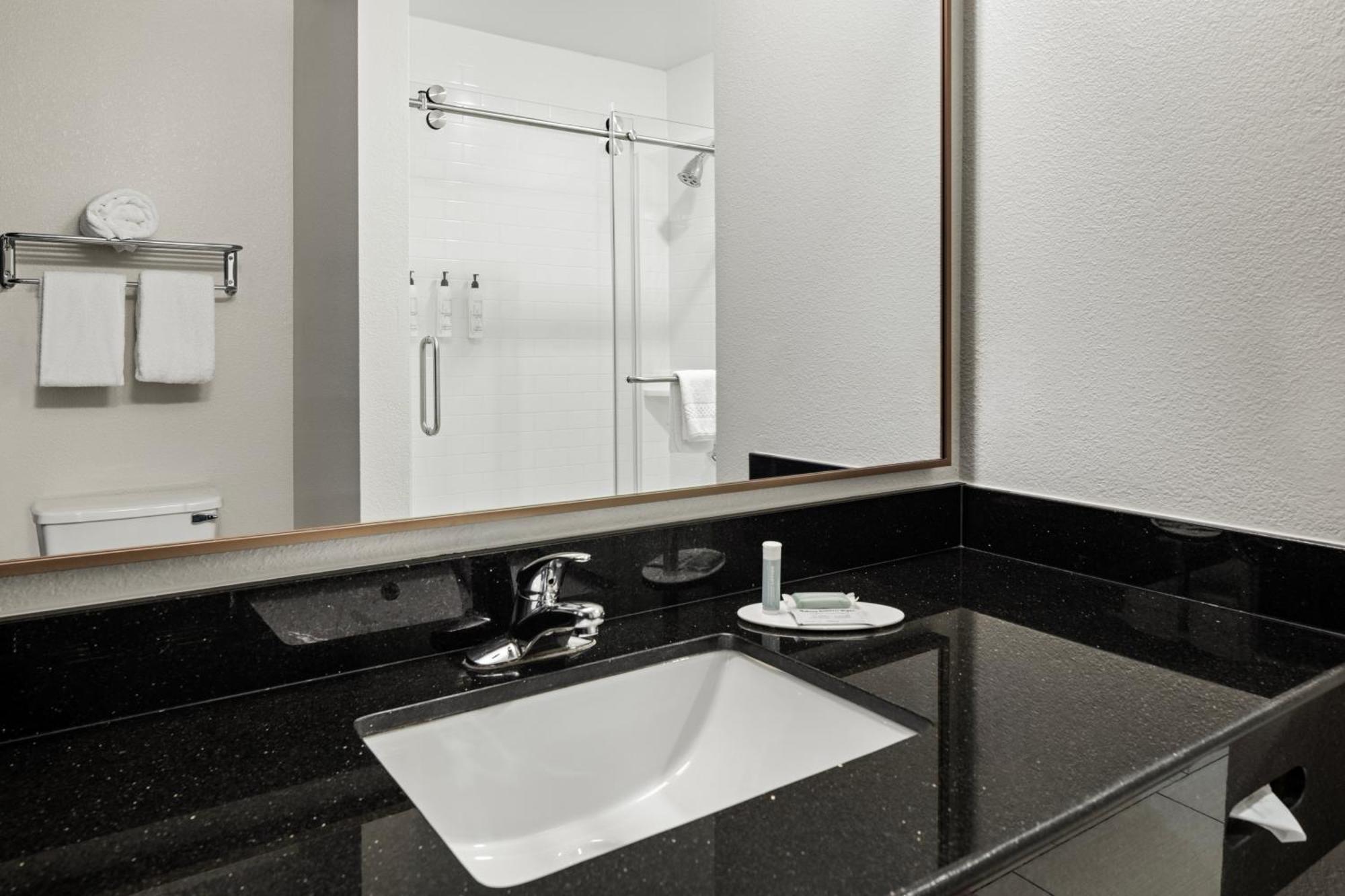 Hotel Fairfield & By Marriott Columbus East