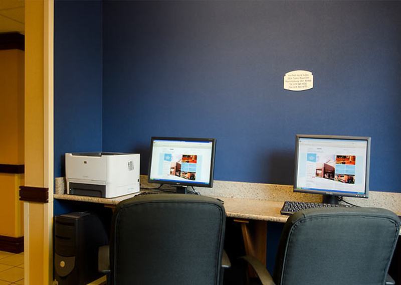 Hotel Fairfield & By Marriott Columbus East 3*