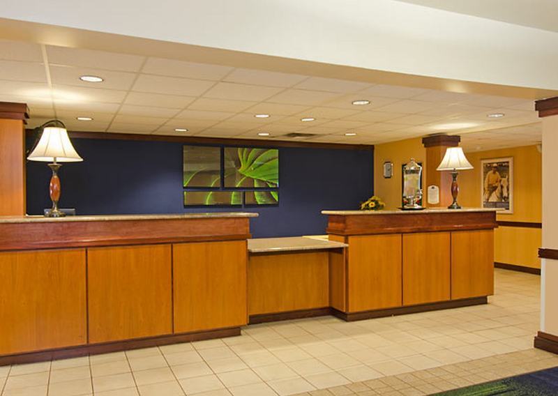 Hotel Fairfield & By Marriott Columbus East Reynoldsburg